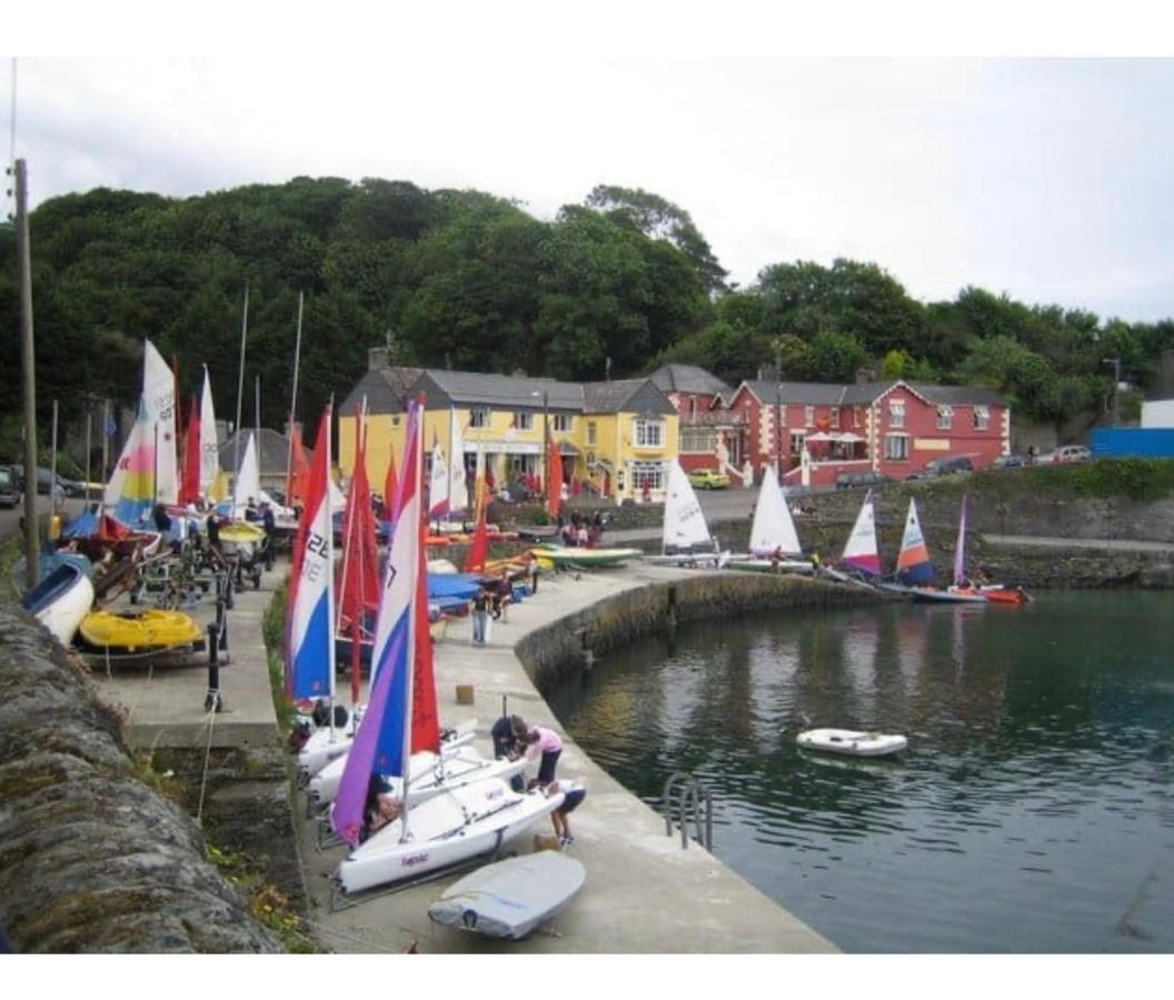 Glandore Mews Situated In The Picturesque Village Of Glandore Eksteriør billede