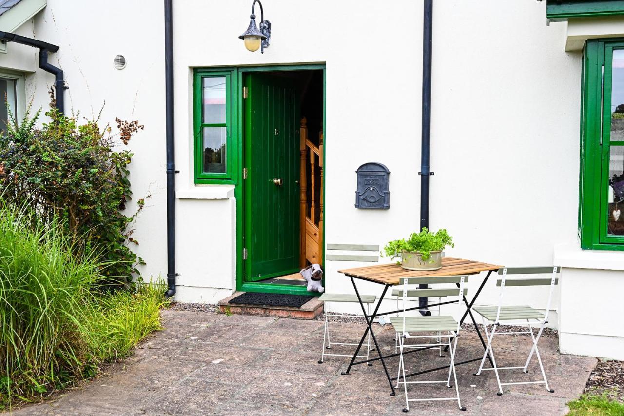 Glandore Mews Situated In The Picturesque Village Of Glandore Eksteriør billede